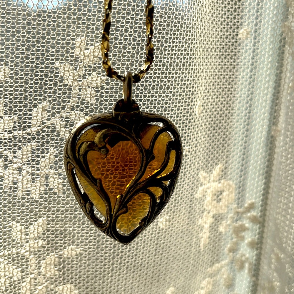 Vintage 80’s Deco Heart Pendant Metal and Glass on 23” rope chain